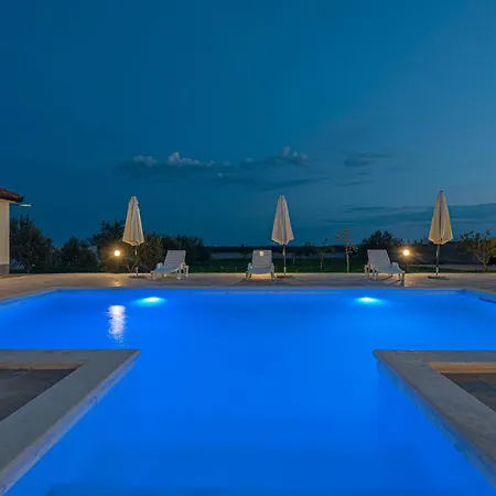 Sandra Zadarvillas Lisicici