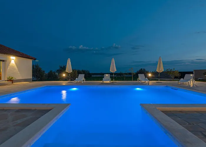 Sandra Zadarvillas Lisicici