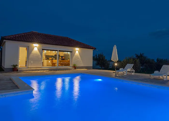 Βίλα Sandra Zadarvillas Lisicici