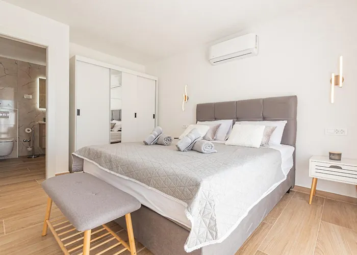 Βίλα Sandra Zadarvillas