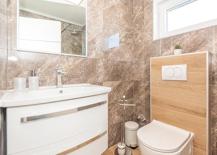 Sandra Zadarvillas Βίλα Lisicici