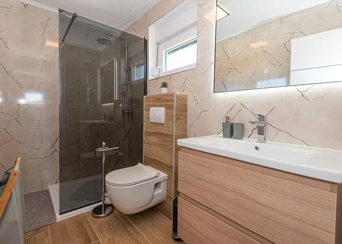 Sandra Zadarvillas Lisicici