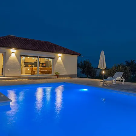 Vila Sandra Zadarvillas Lisicici