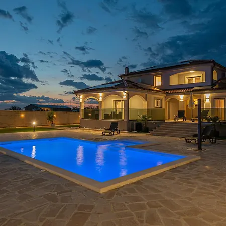 Vila Sandra Zadarvillas *