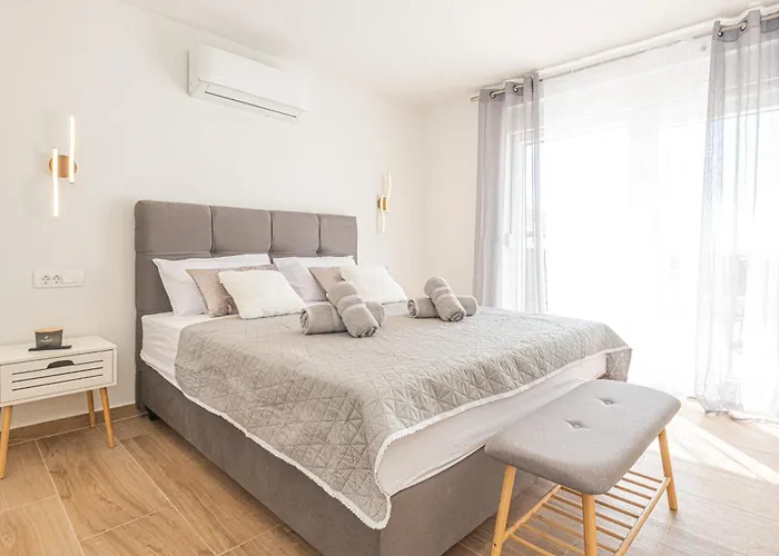 Sandra Zadarvillas Lisicici